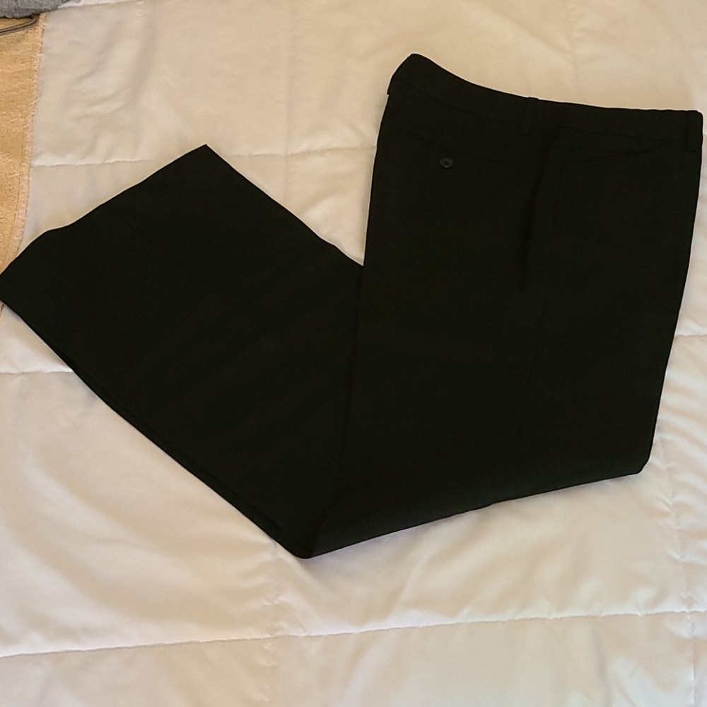 Black dress pant